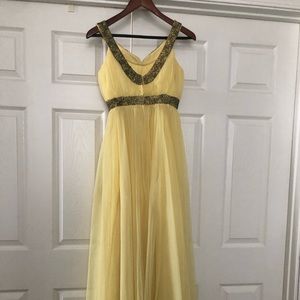Very nice yellow beaded vintage formal gown.